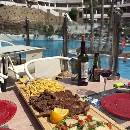 Clooney Tenerife * 산미겔데아보나