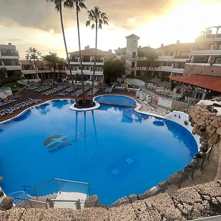 Clooney Tenerife