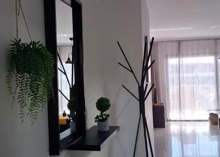 Clooney Tenerife * San Miguel de Abona